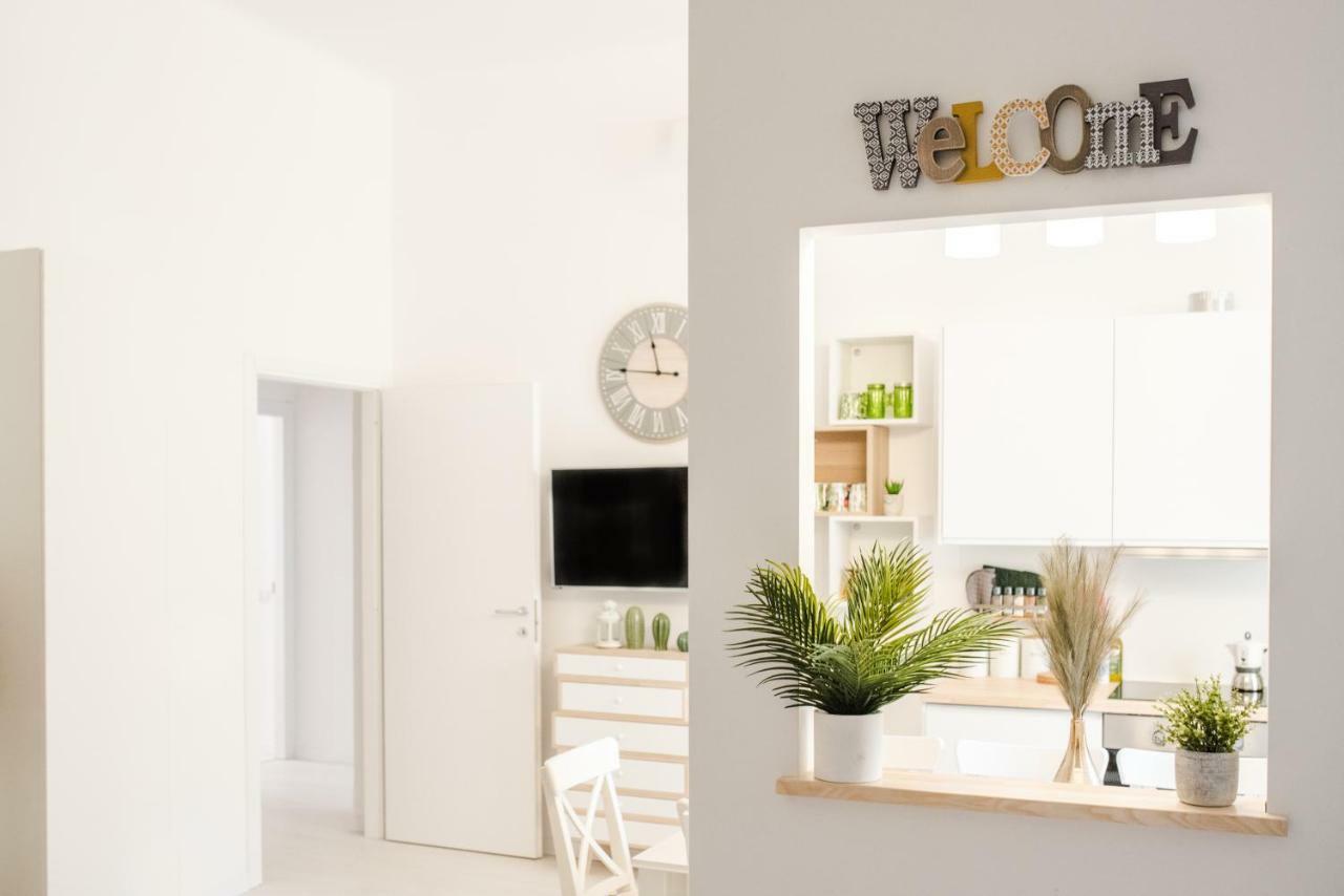 White Fanti Apartment ローマ エクステリア 写真